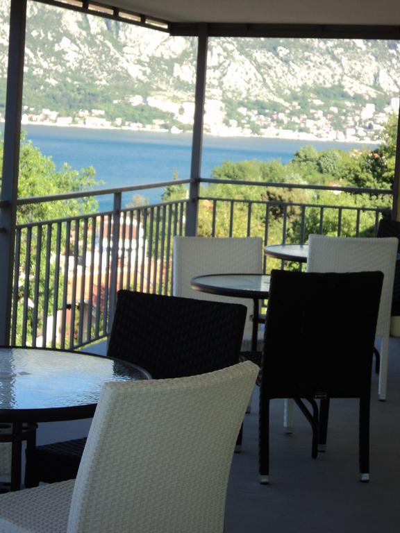 Guest House Pajovic Kotor Eksteriør bilde