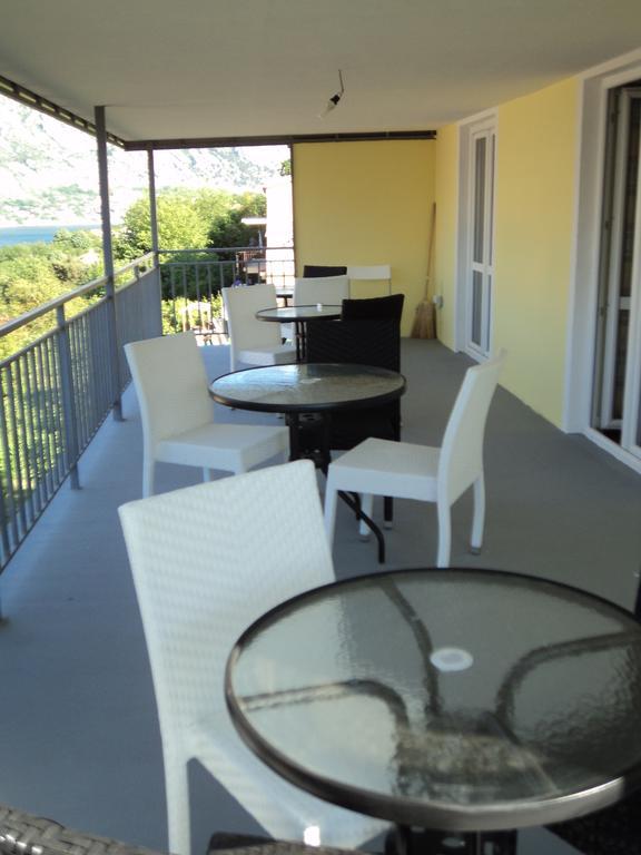 Guest House Pajovic Kotor Eksteriør bilde