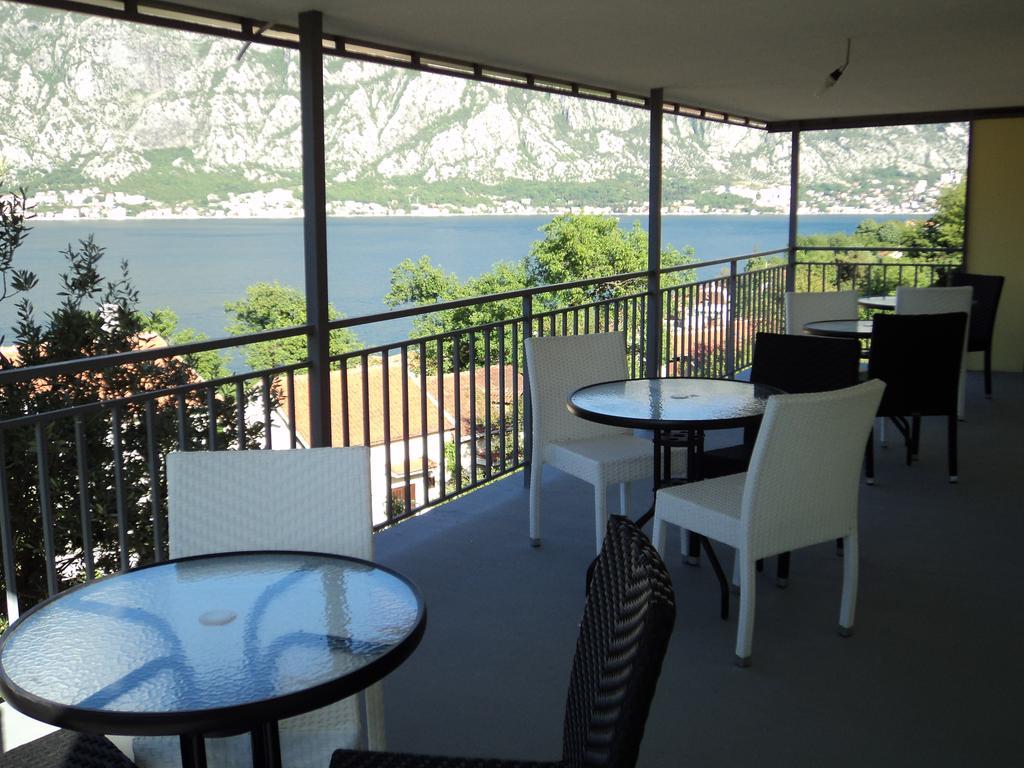 Guest House Pajovic Kotor Eksteriør bilde
